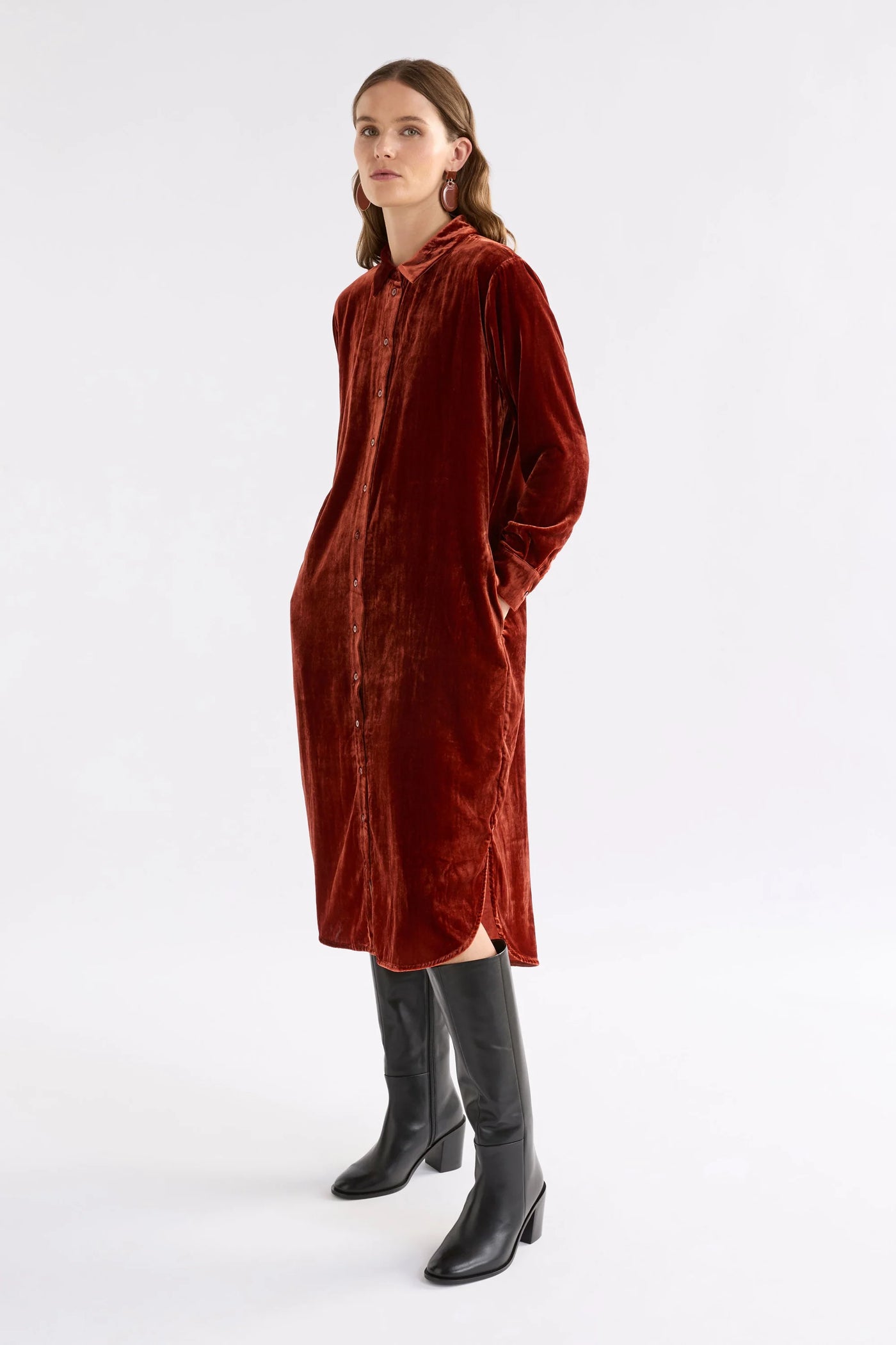 Suuri Velvet Dress