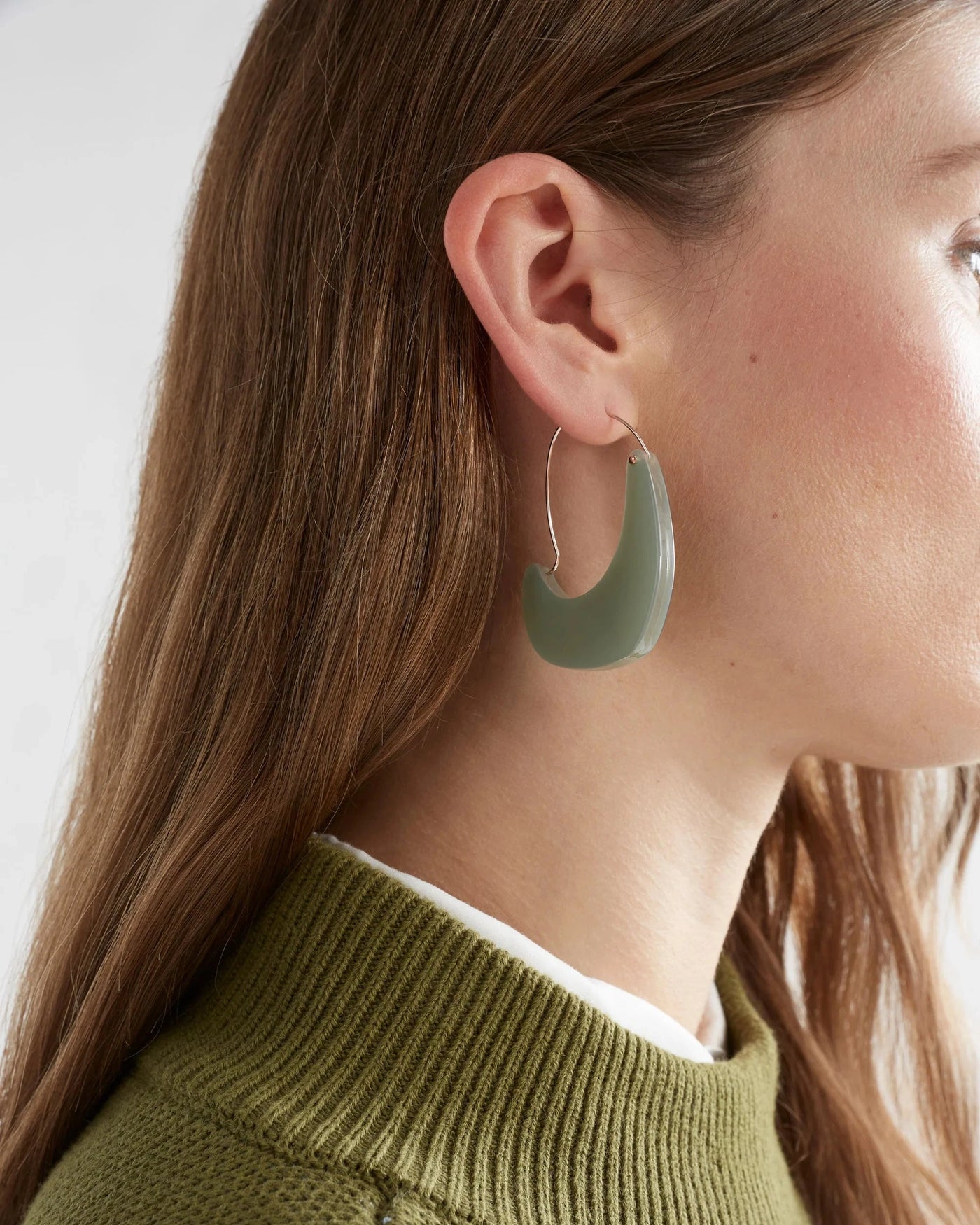 Neve Earring