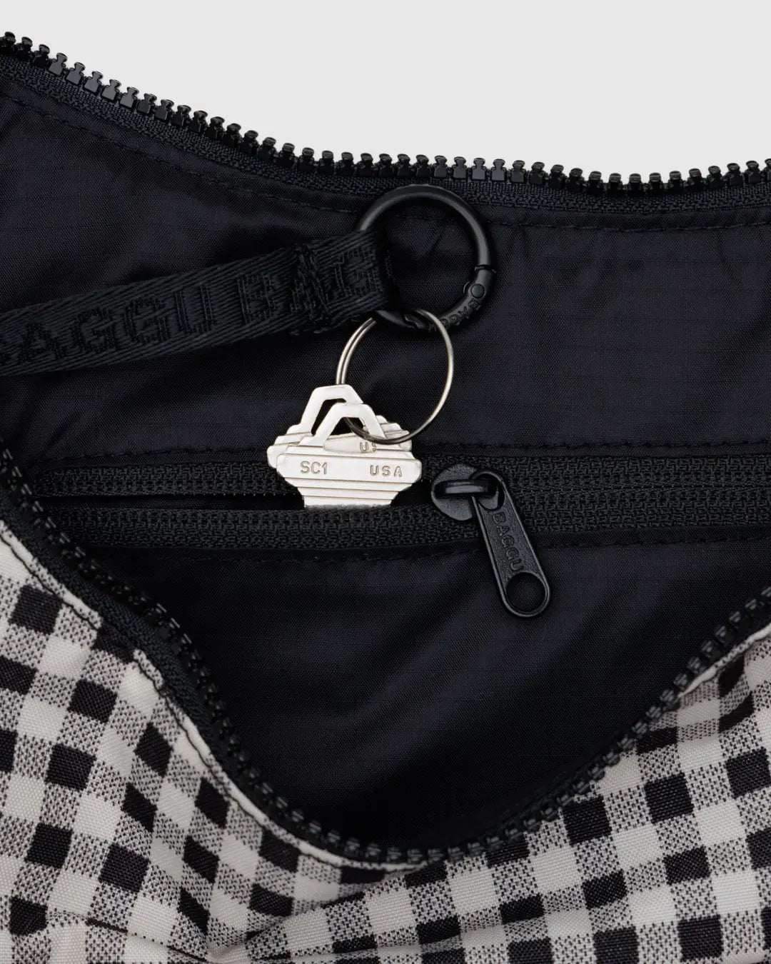 Baggu Medium Crescent Bag