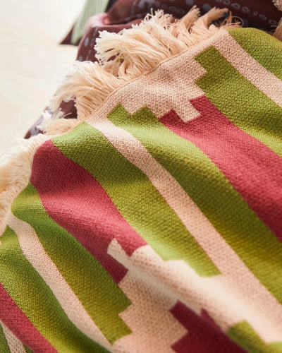 Nisha Knit Throw